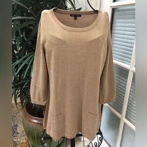 💕 Gold Shimmery Shine Metallic Long-Sleeve Top.